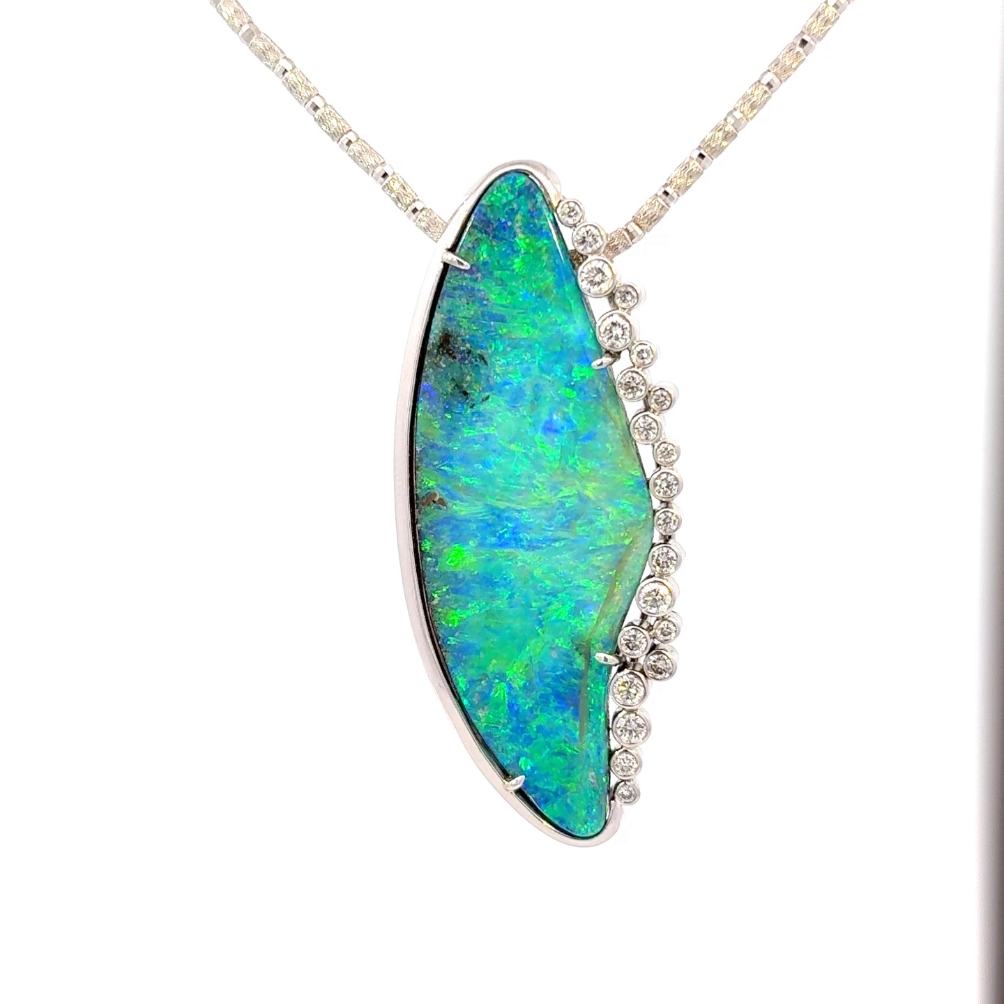 Boulder Opal ペンダント／ブローチ